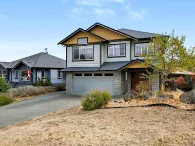 3439 Mary Anne Crescent - 4