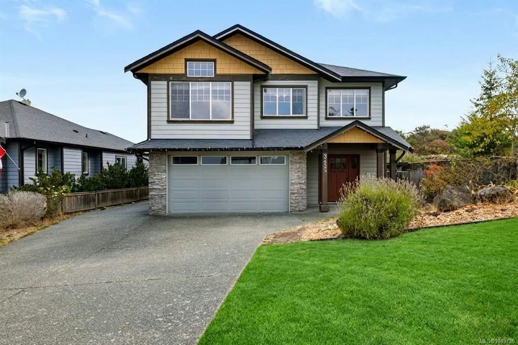 3439 Mary Anne Crescent - 2