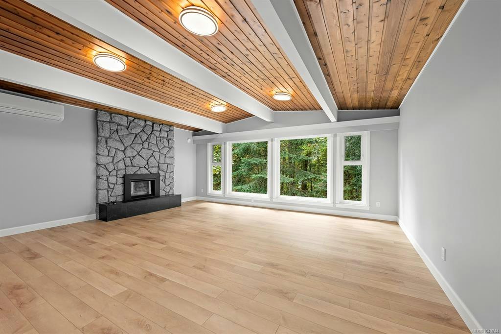 245 Glacier View Drive, Comox, BC, V9M 1G6