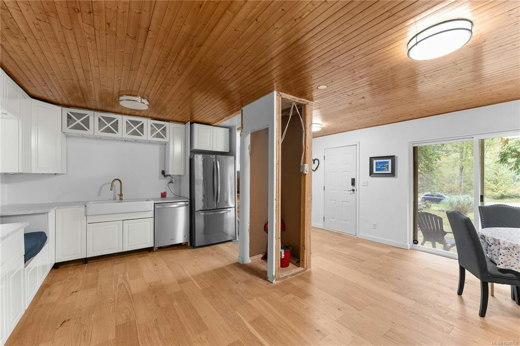 436 Hemlock Avenue - 4