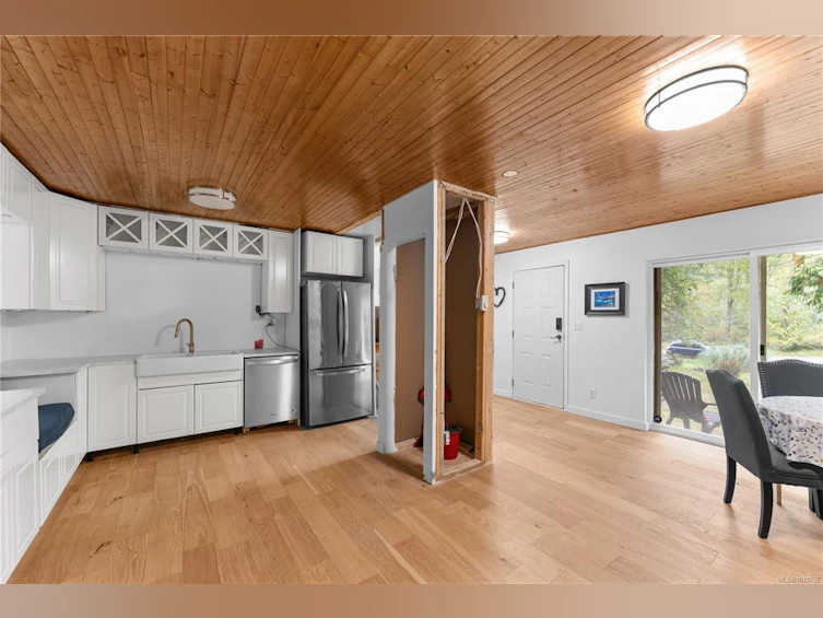 436 Hemlock Avenue, Gabriola Island, BC, V0R 1X1 - 4