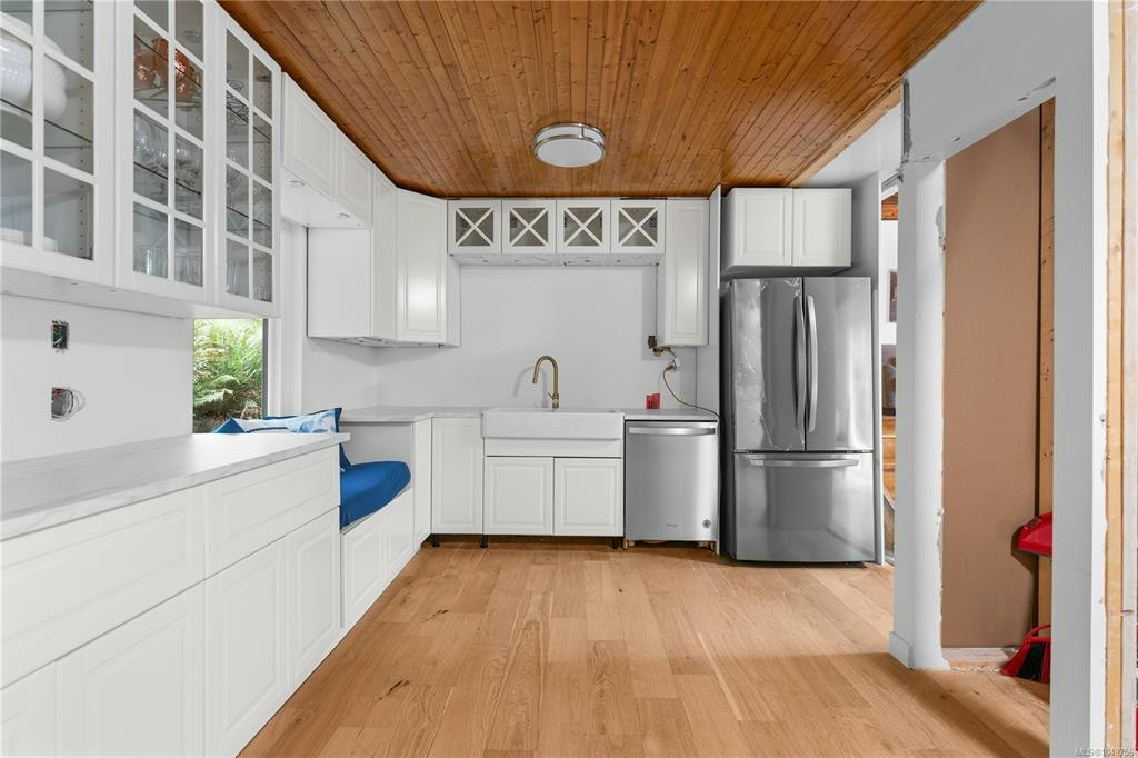 436 Hemlock Avenue, Gabriola Island, BC, V0R 1X1 - 10