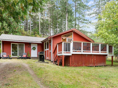 436 Hemlock Avenue - 2