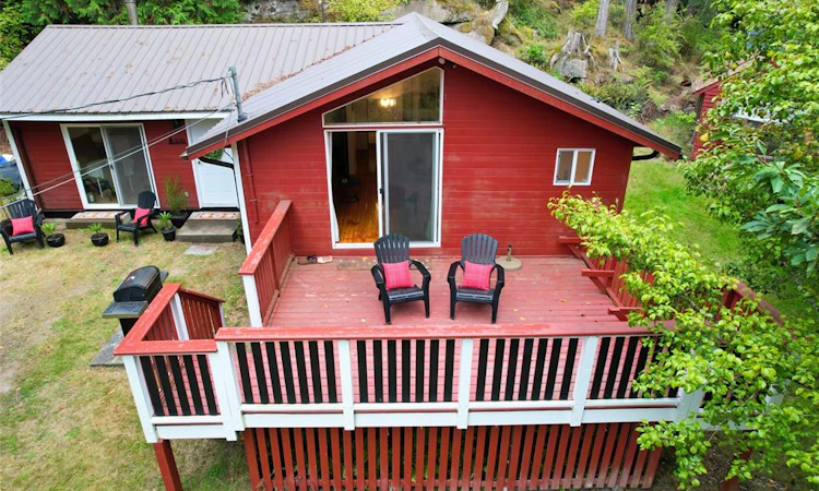 436 Hemlock Avenue