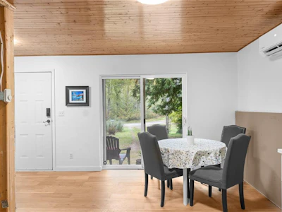 436 Hemlock Avenue - 5