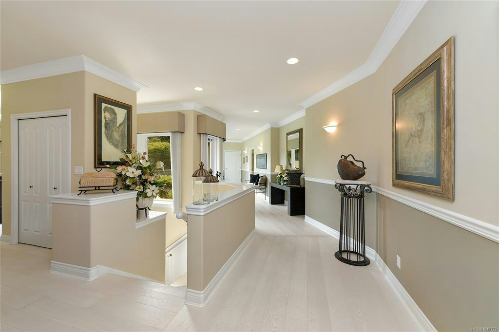 4532 Gordon Point Drive, Saanich, BC, V8N 6L2 - 53