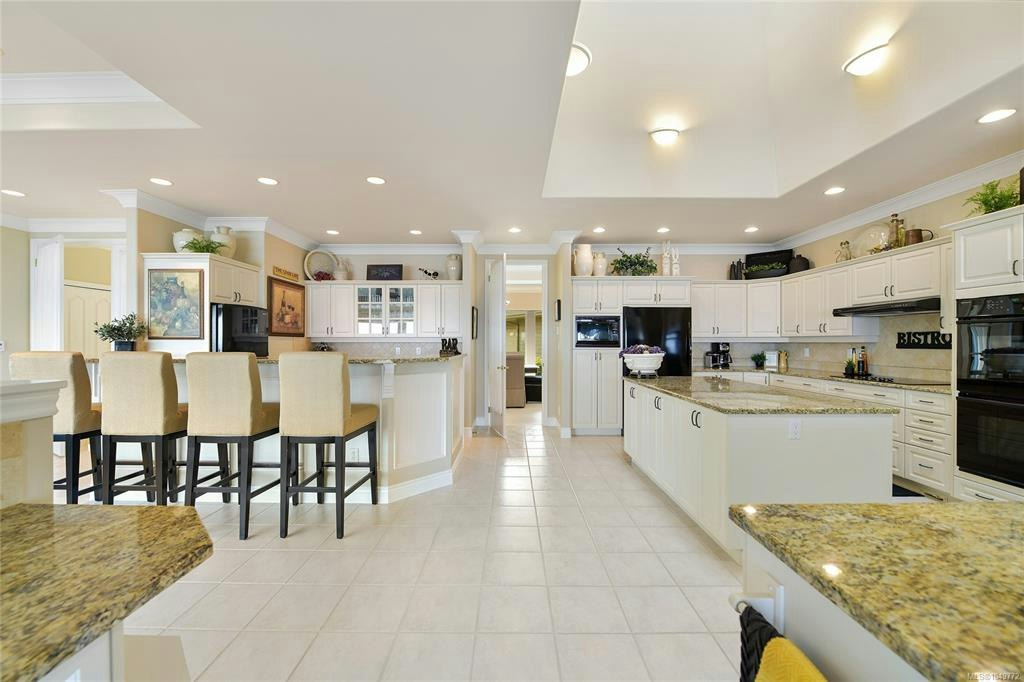 4532 Gordon Point Drive, Saanich, BC, V8N 6L2 - 31