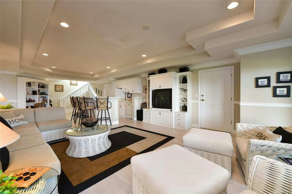 4532 Gordon Point Drive, Saanich, BC, V8N 6L2 - 61