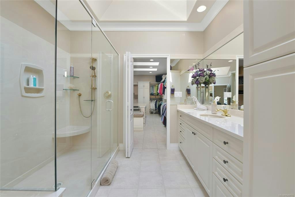 4532 Gordon Point Drive, Saanich, BC, V8N 6L2 - 46