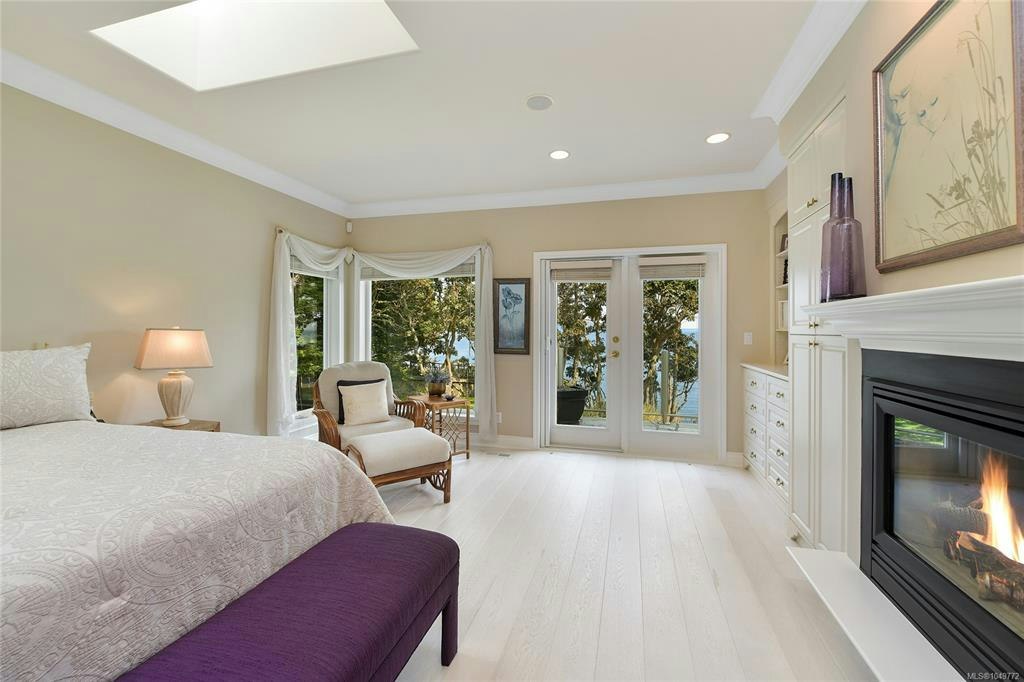 4532 Gordon Point Drive, Saanich, BC, V8N 6L2 - 39