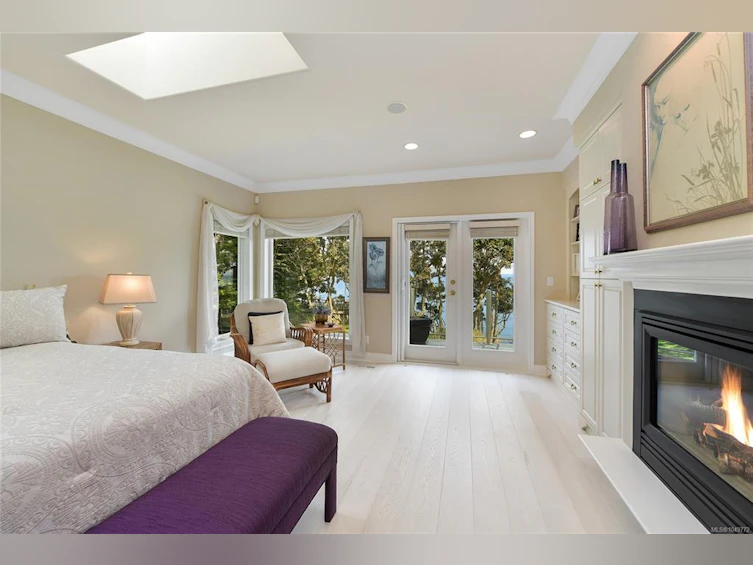 4532 Gordon Point Drive, Saanich, BC, V8N 6L2 - 39