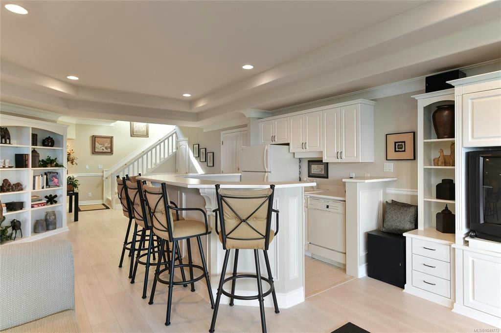 4532 Gordon Point Drive, Saanich, BC, V8N 6L2 - 60