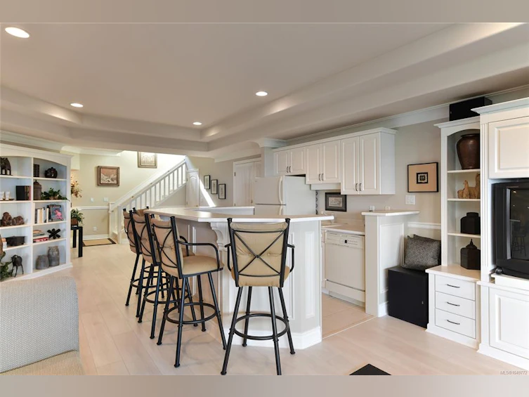 4532 Gordon Point Drive, Saanich, BC, V8N 6L2 - 60
