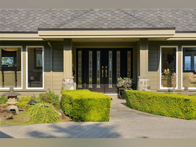 4532 Gordon Point Drive, Saanich, BC, V8N 6L2 - 77