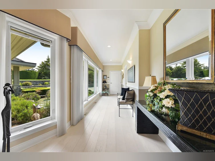 4532 Gordon Point Drive, Saanich, BC, V8N 6L2 - 54