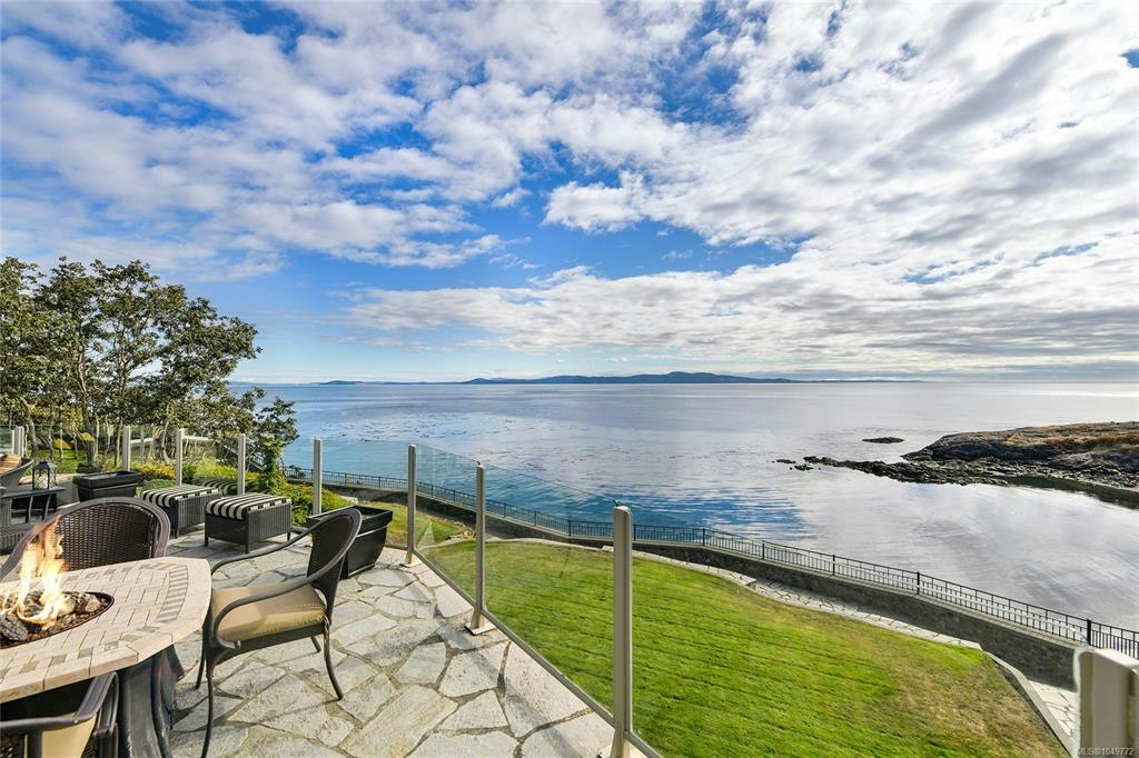 4532 Gordon Point Drive, Saanich, BC, V8N 6L2 - 12