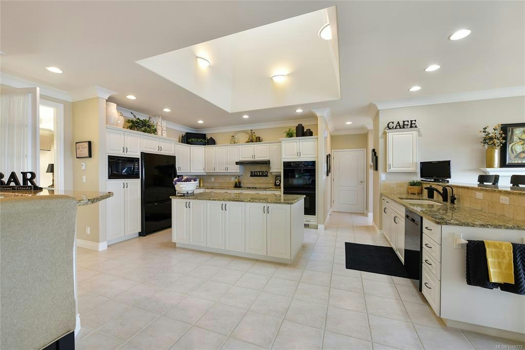 4532 Gordon Point Drive, Saanich, BC, V8N 6L2 - 28