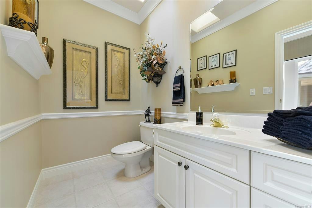 4532 Gordon Point Drive, Saanich, BC, V8N 6L2 - 68