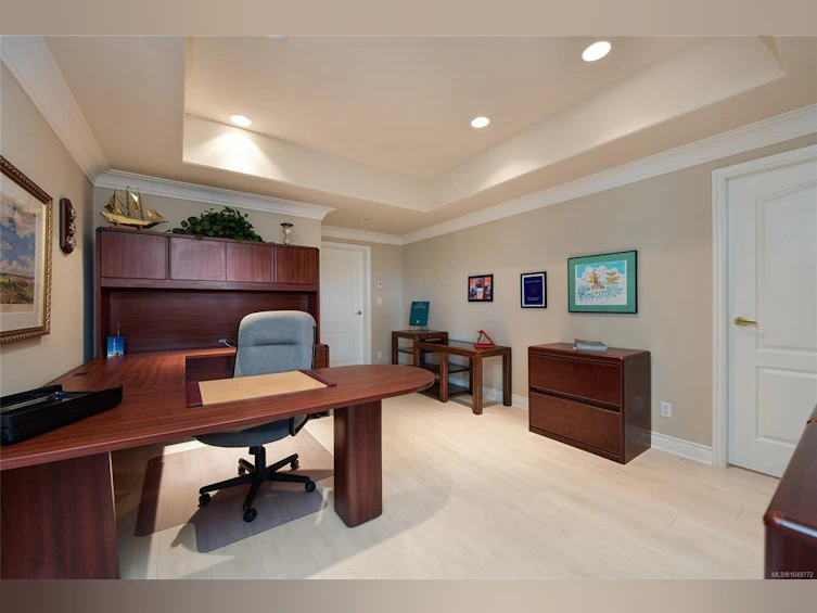4532 Gordon Point Drive, Saanich, BC, V8N 6L2 - 72