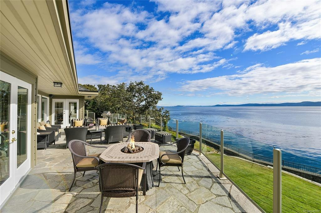 4532 Gordon Point Drive, Saanich, BC, V8N 6L2 - 13
