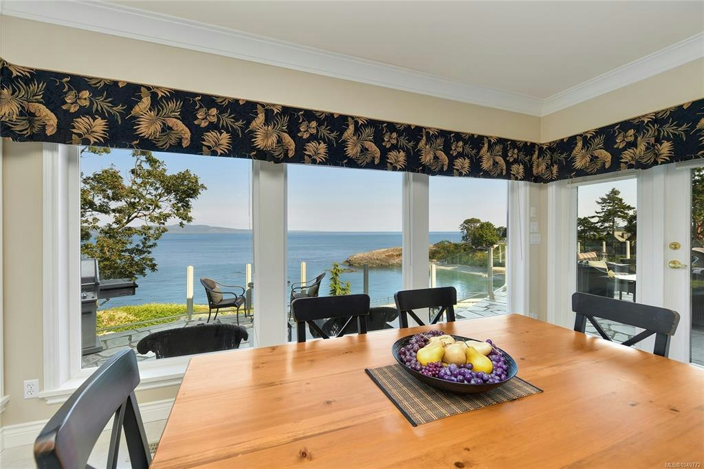 4532 Gordon Point Drive, Saanich, BC, V8N 6L2 - 37