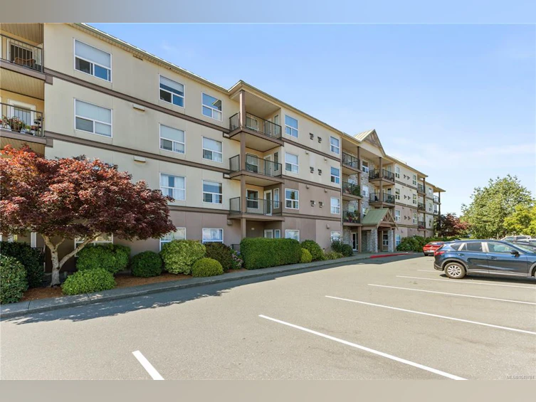 207-280 S Dogwood Street, Campbell River, BC, V9W 6Y7 - 2