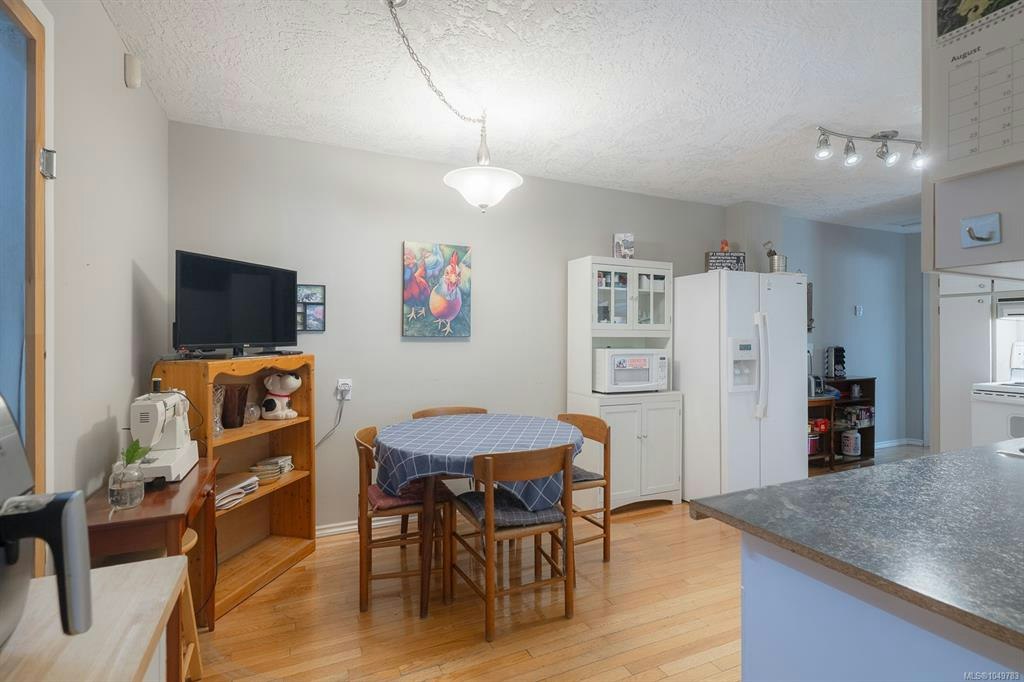 1602 Joan Avenue, Crofton, BC, V0R 1R0 - 10