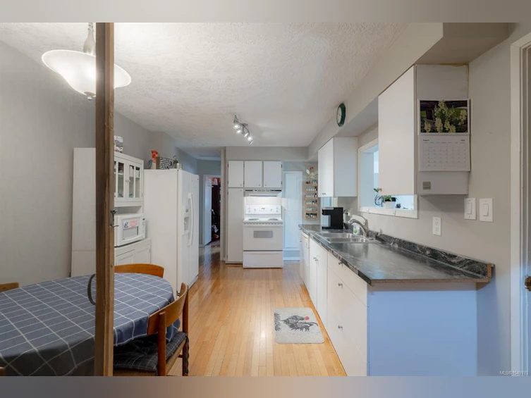 1602 Joan Avenue, Crofton, BC, V0R 1R0 - 56