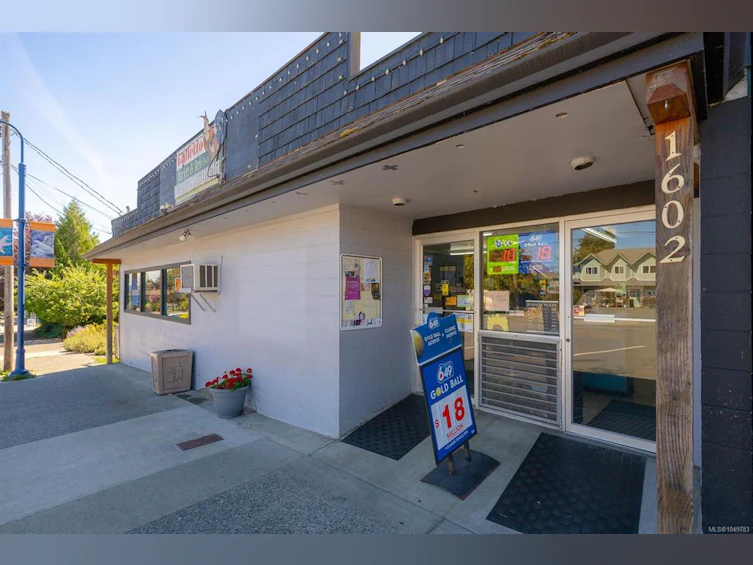 1602 Joan Avenue, Crofton, BC, V0R 1R0