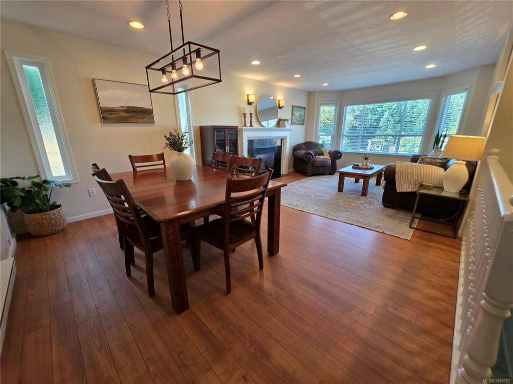 4040 S Clegg Crescent - 3