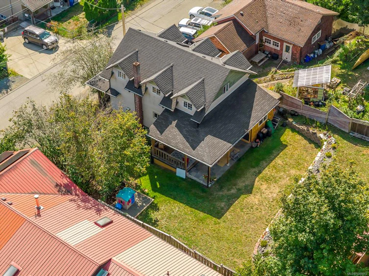 2612 Dunsmuir Avenue, Cumberland, BC, V0R 1S0 - 24