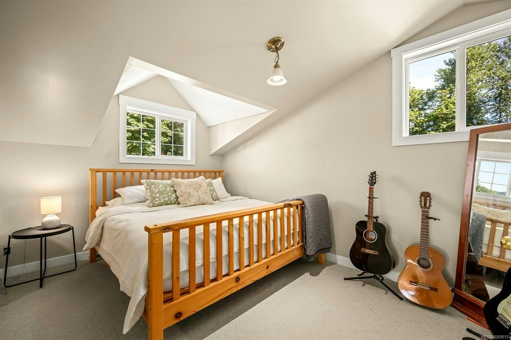 2612 Dunsmuir Avenue, Cumberland, BC, V0R 1S0 - 9