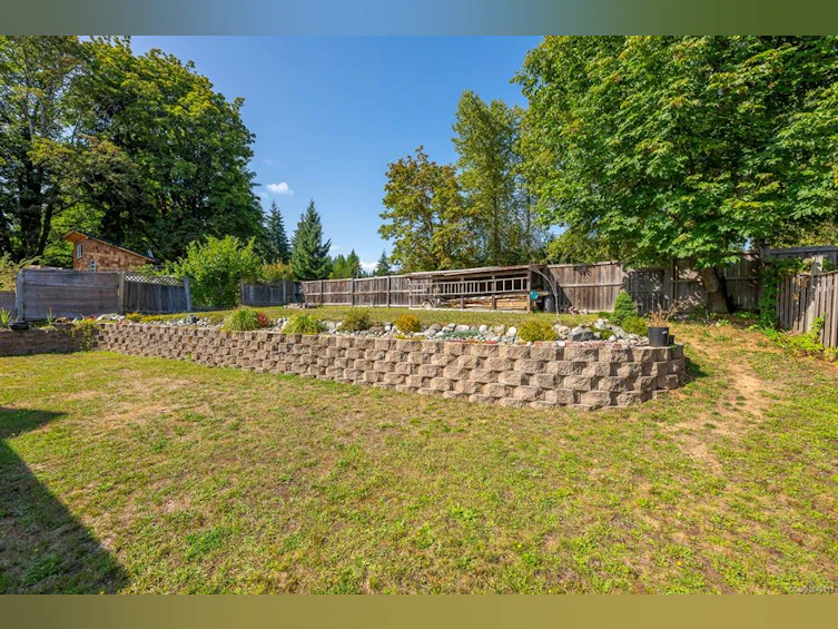 2612 Dunsmuir Avenue, Cumberland, BC, V0R 1S0 - 19
