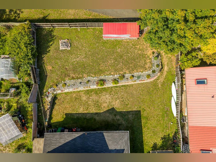 2612 Dunsmuir Avenue, Cumberland, BC, V0R 1S0 - 23
