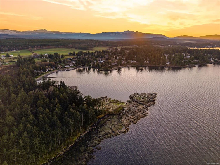 2023 Seahaven Road, Nanoose, BC, V9P 9C5 - 11