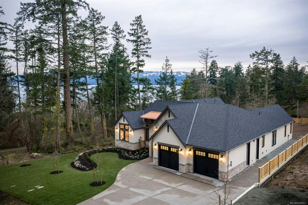 10600 Derrick Road, North Saanich, BC, V8L 5M8