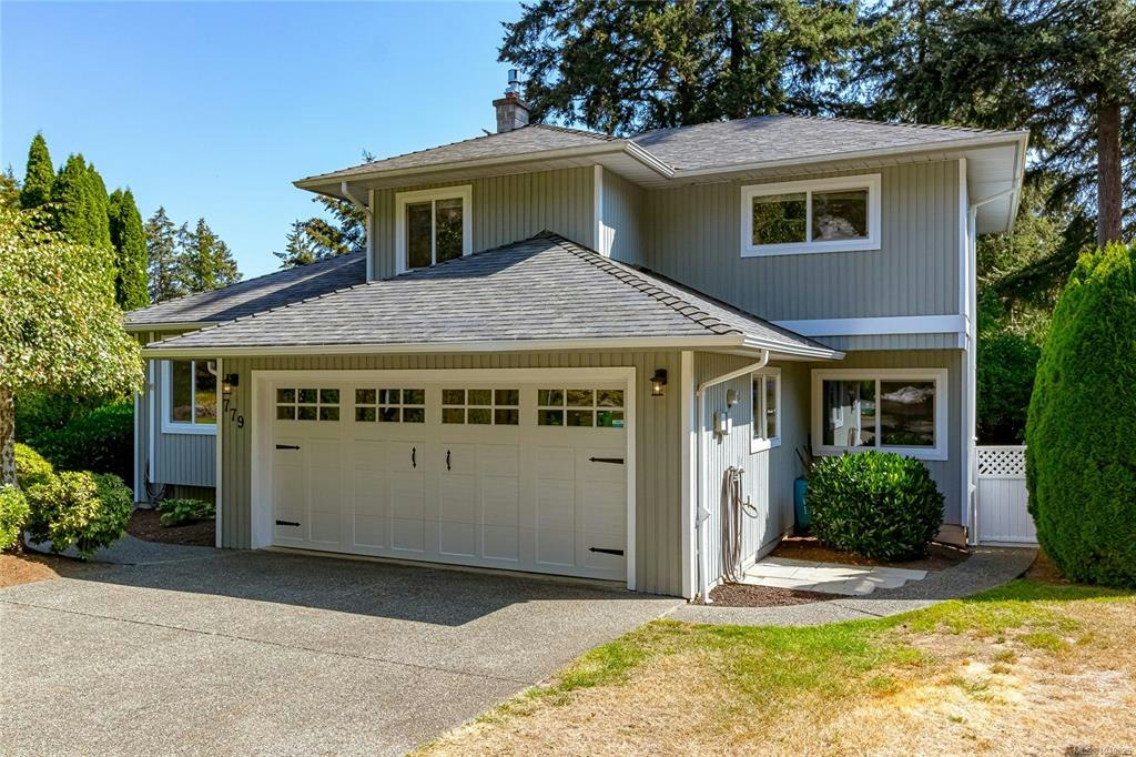 779 Menawood Place, Saanich, BC, V8Y 2Z7