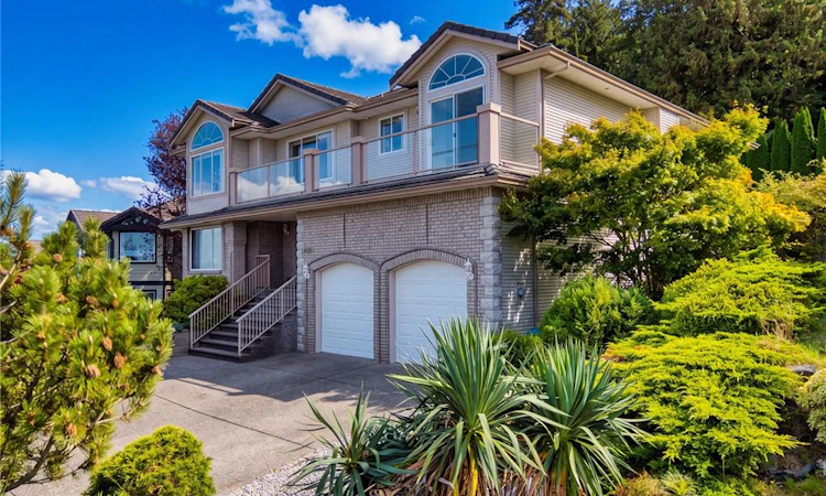 4067 Gulfview Drive