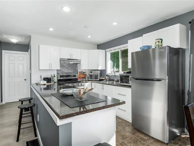 1890 15th Avenue - 3