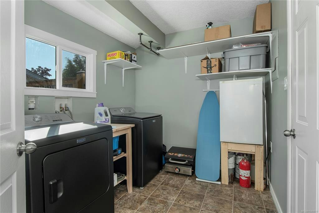 1890 15th Avenue, Campbell River, BC, V9W 4J9 - 19