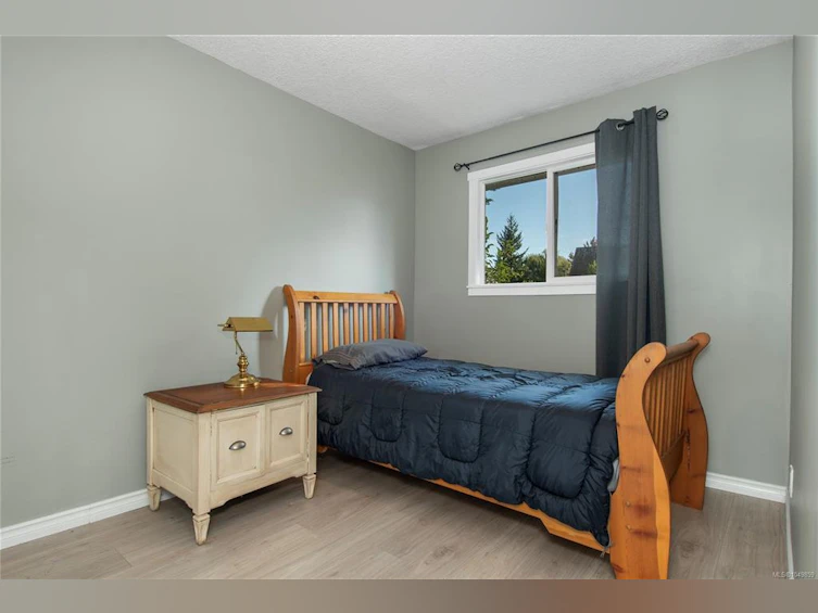 1890 15th Avenue, Campbell River, BC, V9W 4J9 - 17