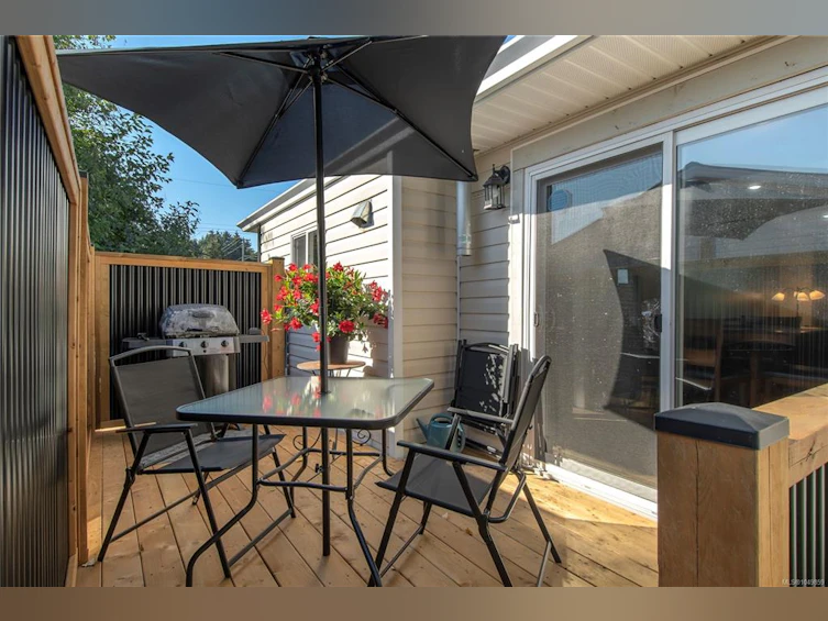 1890 15th Avenue, Campbell River, BC, V9W 4J9 - 23