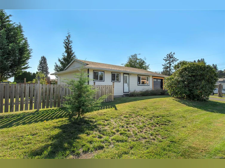 1890 15th Avenue, Campbell River, BC, V9W 4J9 - 25