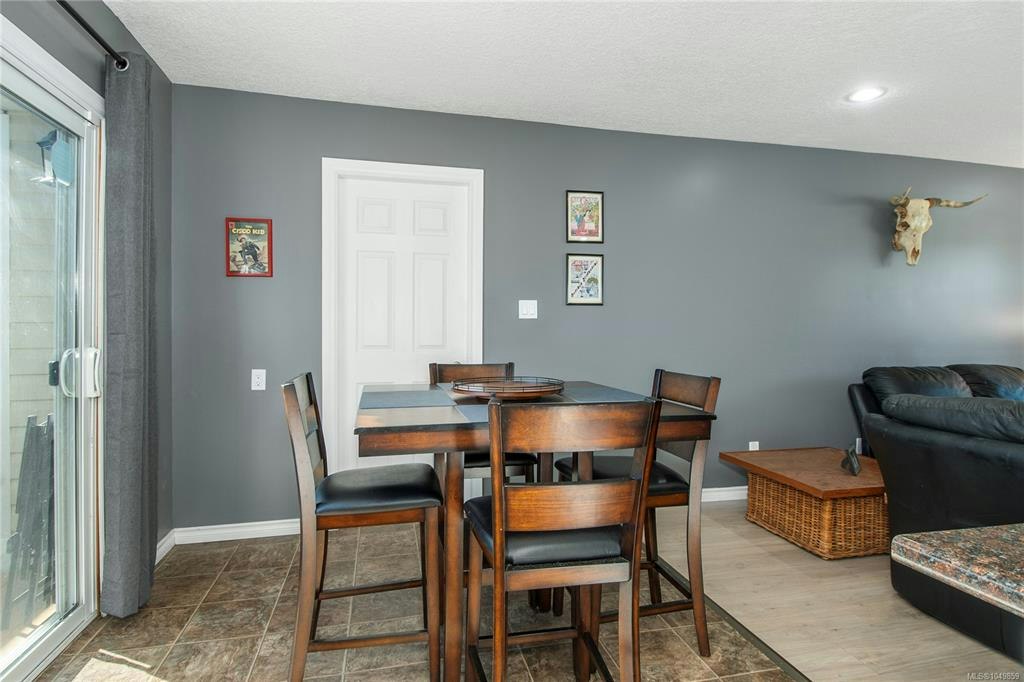 1890 15th Avenue, Campbell River, BC, V9W 4J9 - 10
