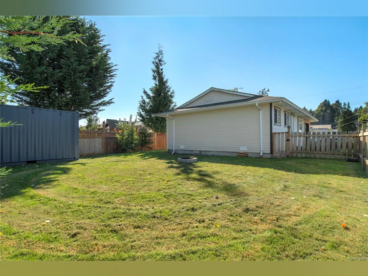 1890 15th Avenue, Campbell River, BC, V9W 4J9 - 32