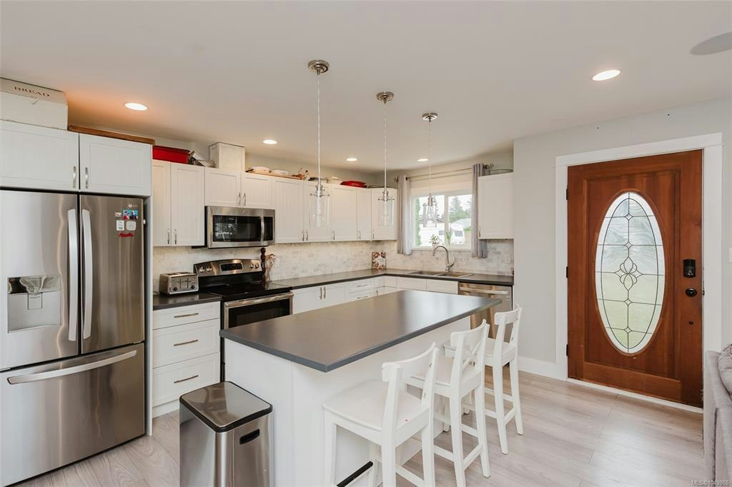 2086 Eardley Road, Campbell River, BC, V9W 1L4 - 16