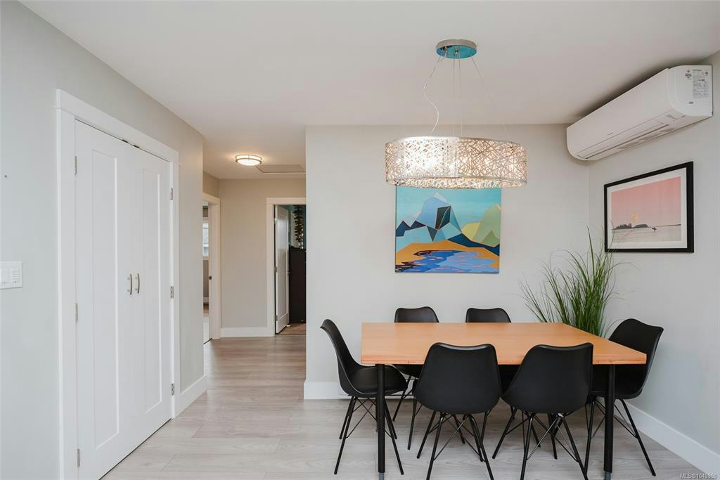 2086 Eardley Road - 5