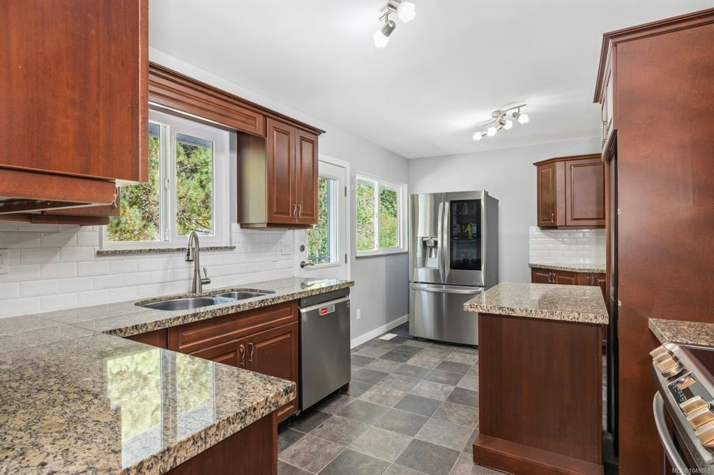 2815 Ortona Road, Duncan, BC, V9L 6B8 - 11