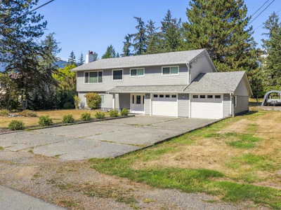 2815 Ortona Road - 2