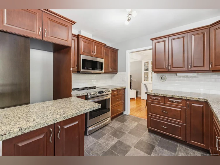 2815 Ortona Road, Duncan, BC, V9L 6B8 - 13